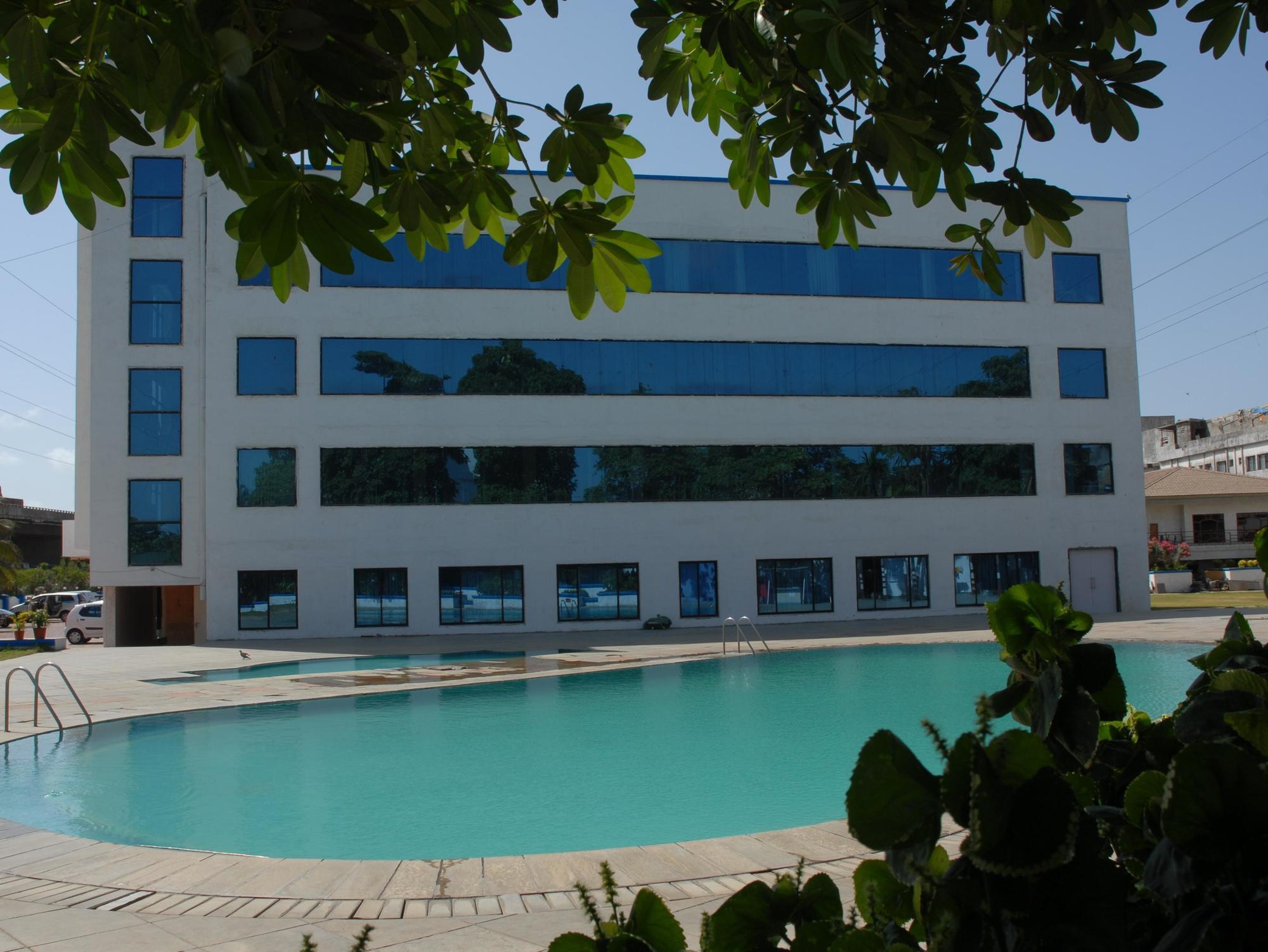 Fortune Park Galaxy, Vapi - Member Itc Hotels' Group Esterno foto